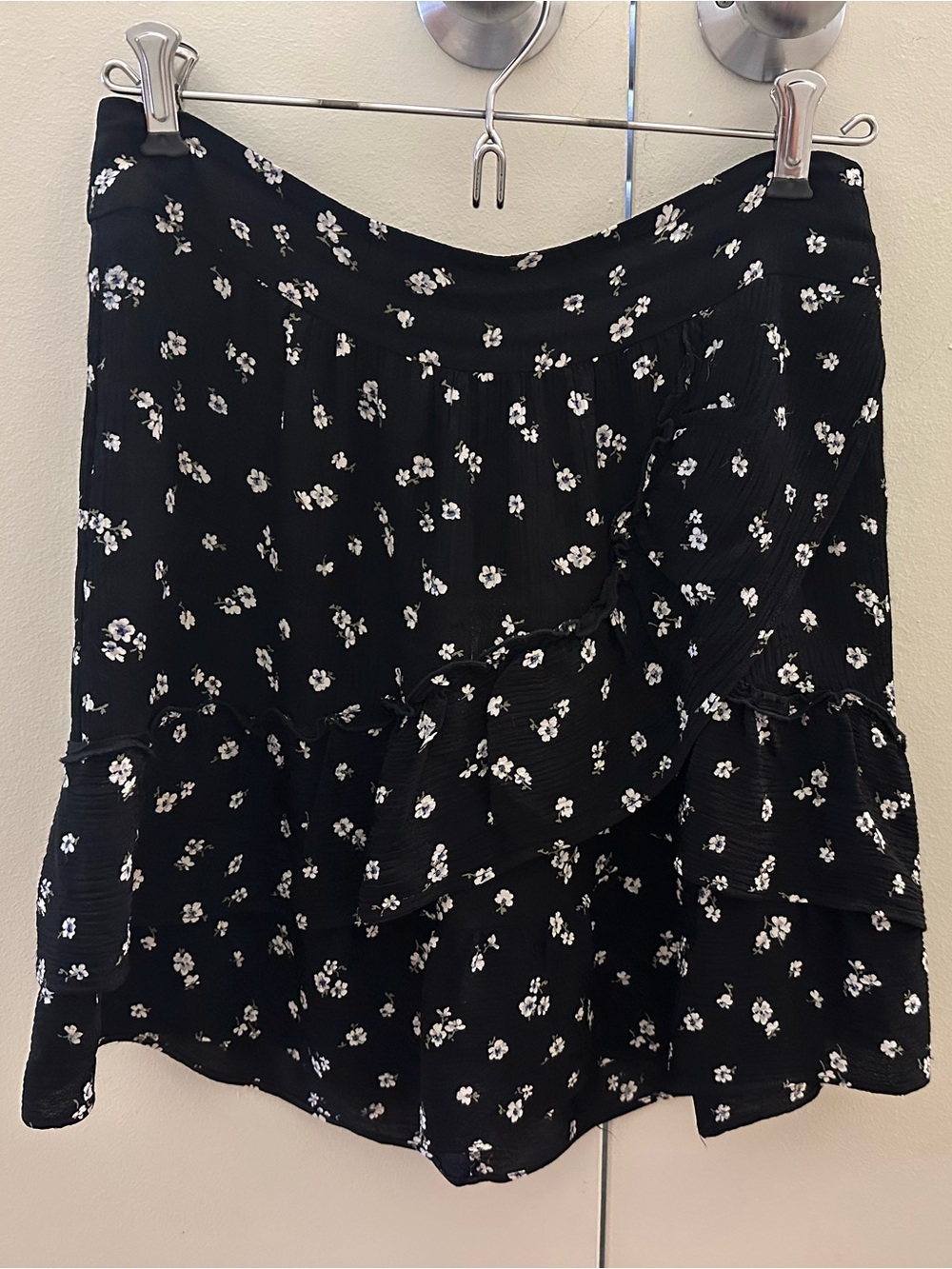 Sezane Carolina Black Floral Tiered Mini Skirt with White Flowers